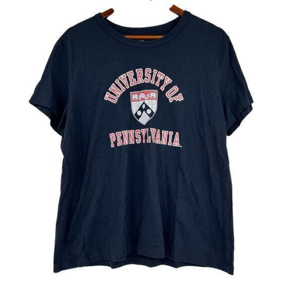 League University of Pennsylvania Quakers Penn Crest short sleeve unisex T-Shirt
